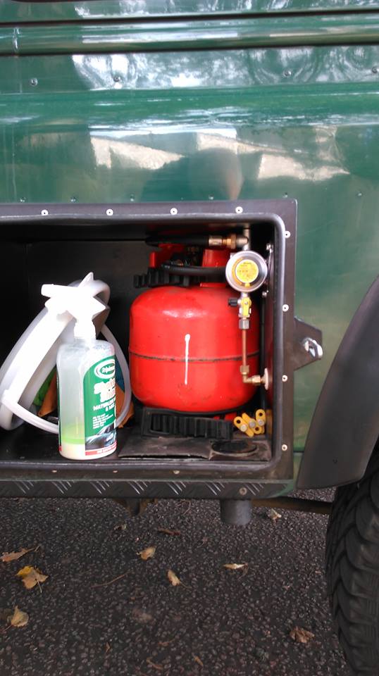 D110 Dormobile cooking gas storage