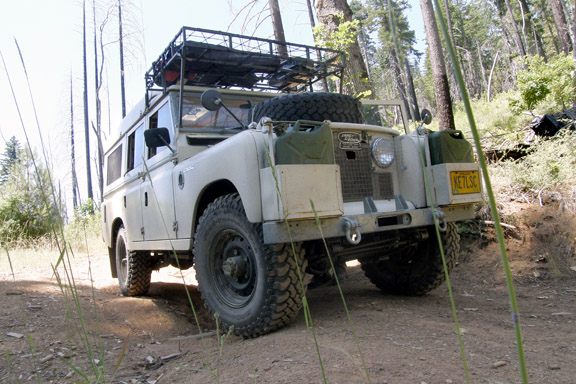 Jeff's Land Rover Dormobile