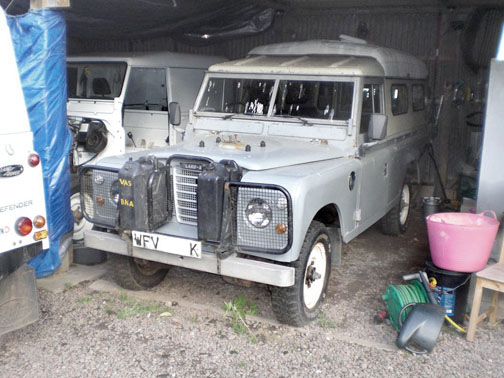 Land Rover Dormobile in barn