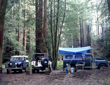 Land Rover 109 camping