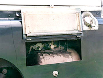Land Rover propane tank