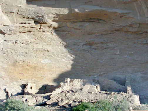 Anasazi ruins at the Chaco parking lot