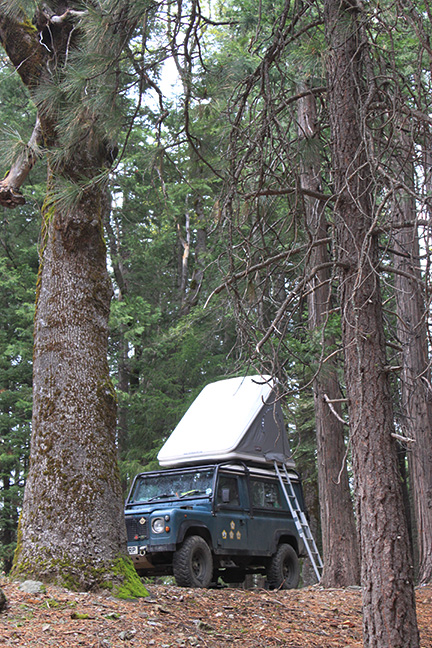 Land Rover camping