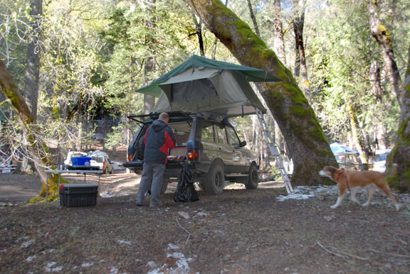 Range Rover roof top tent